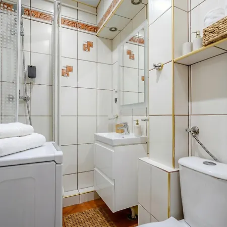 Golden - Modern & Stylish, Aleja Solidarnosci Apartment